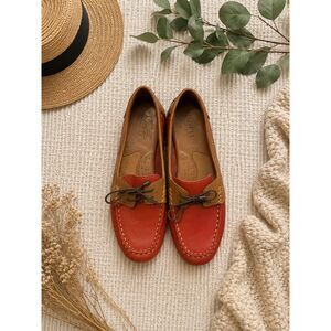 Born Leather Driving Moccasins Women's Size 7.5 Red Tan Two Tone Loafers